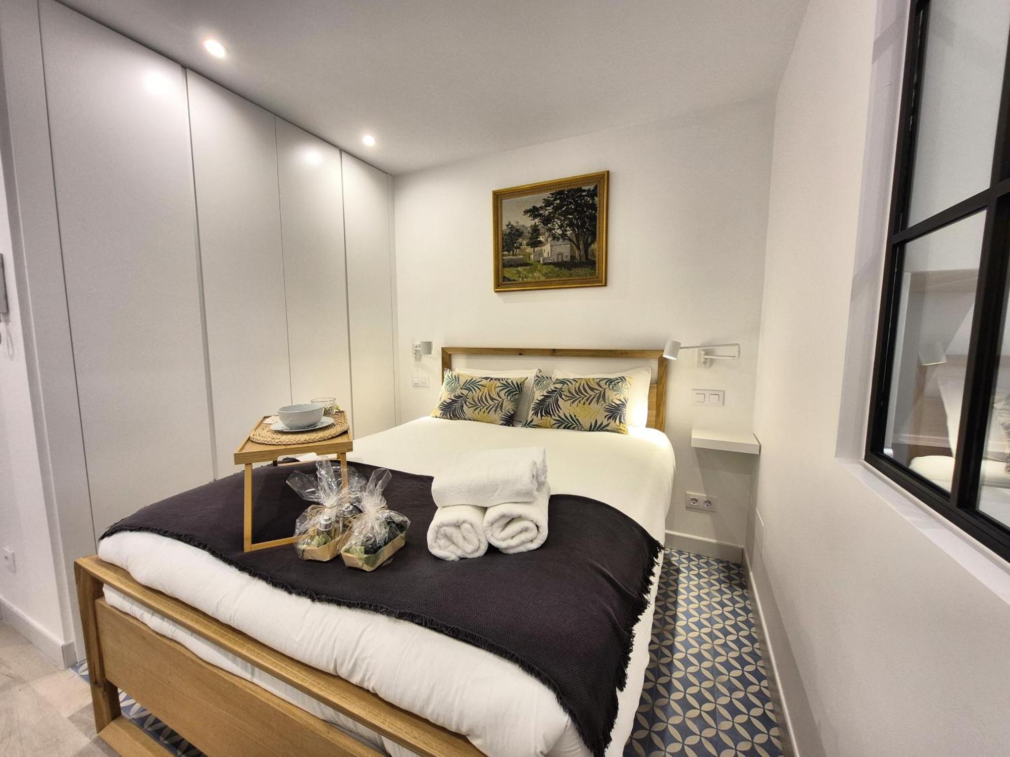 Apartamentos Plaza De Espana Madrid Exteriér fotografie
