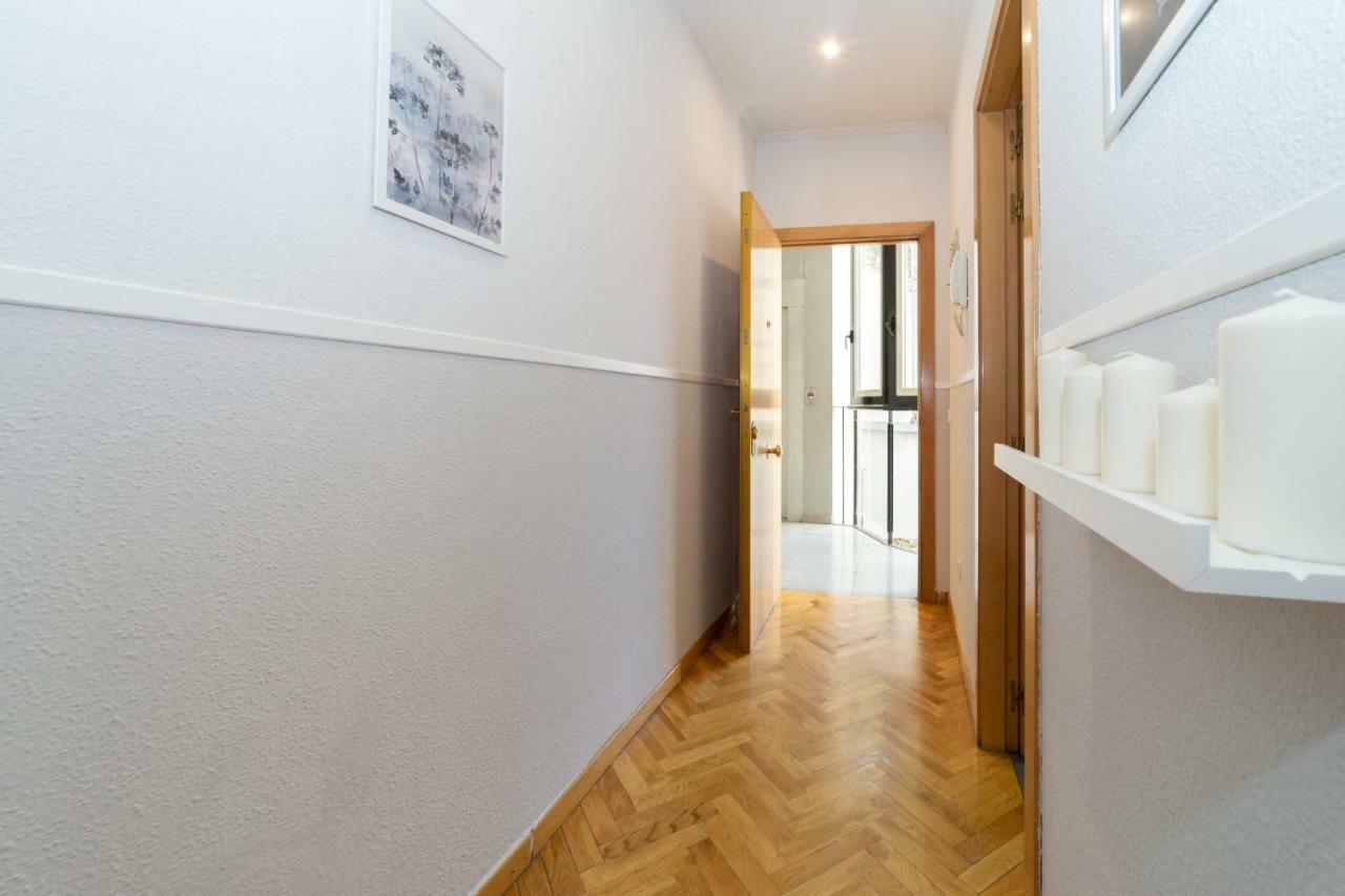 Apartamentos Plaza De Espana Madrid Exteriér fotografie