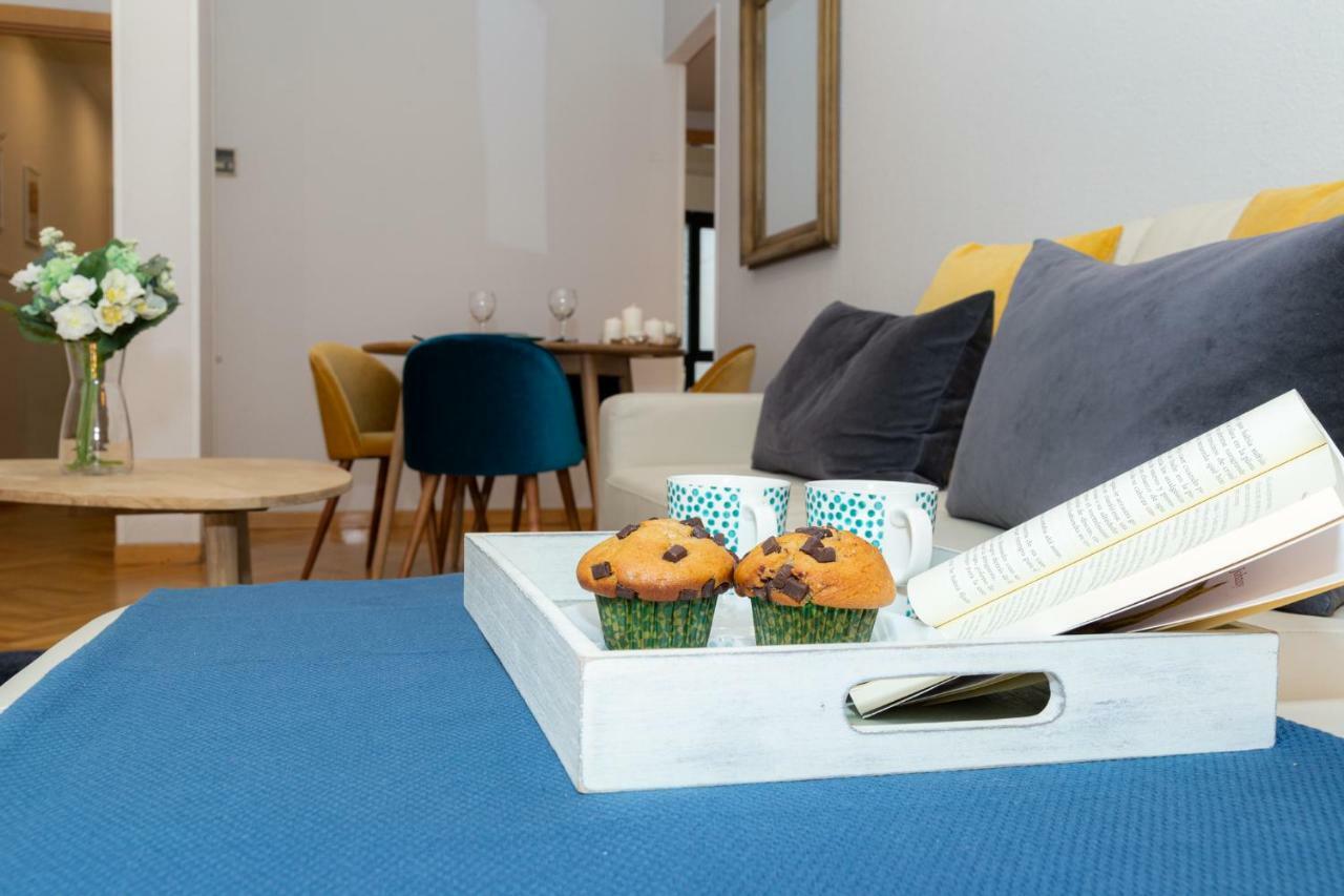 Apartamentos Plaza De Espana Madrid Exteriér fotografie